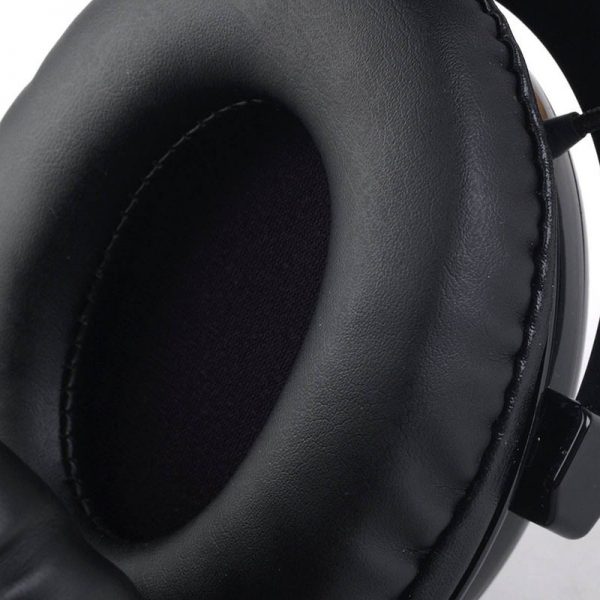 Eco-friendly high-imitation protein leather, imported from Korea with the same formula as protein PU leather, with 20,000 times of high wear resistance and 5 years of hydrolysis resistance, specifically designed for headphones/VR goggles